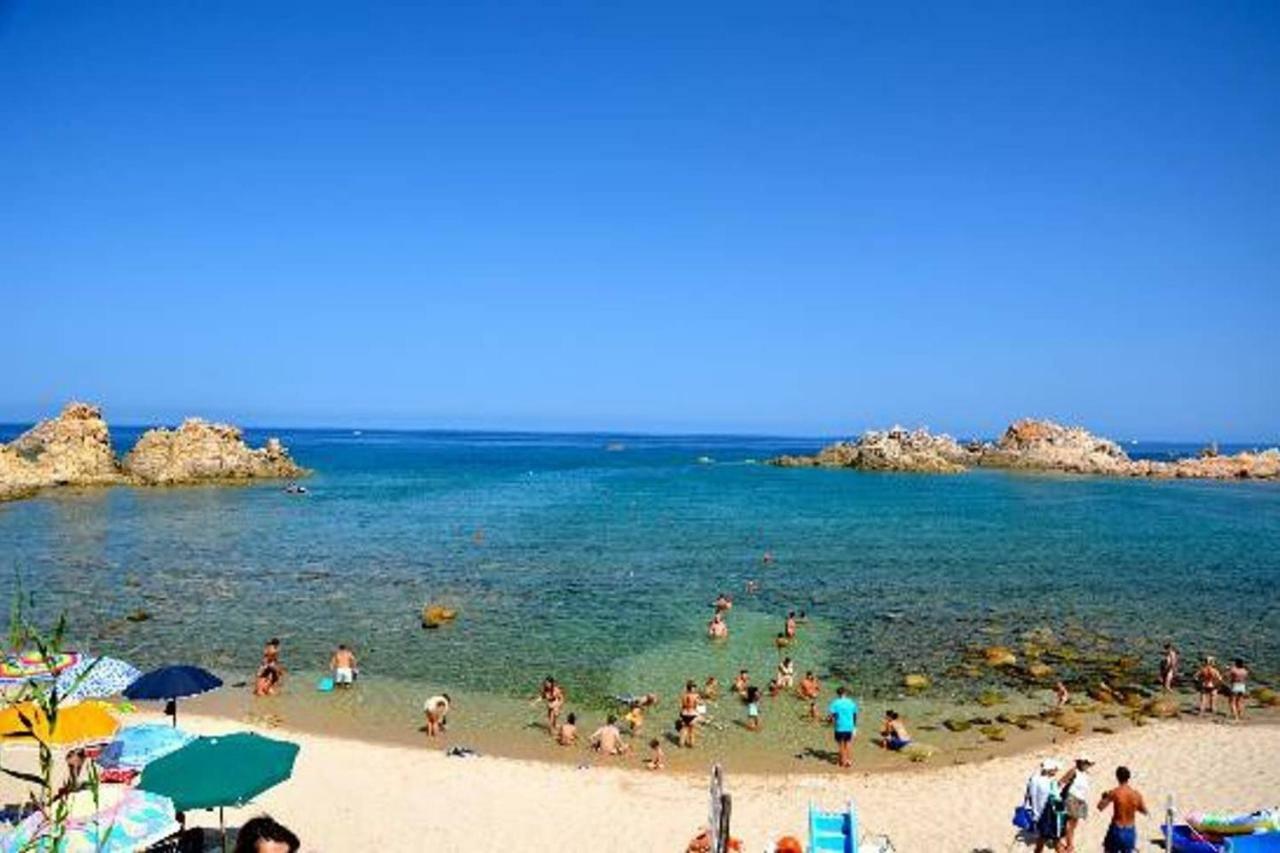 Vacanze In Natura Incontaminata "Casa Vacanza Francesca" Isola Rossa Εξωτερικό φωτογραφία