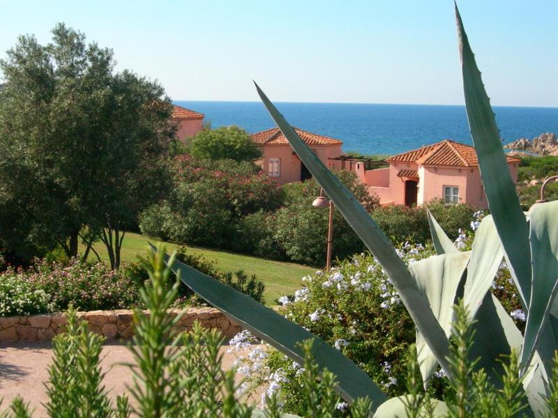 Vacanze In Natura Incontaminata "Casa Vacanza Francesca" Isola Rossa Εξωτερικό φωτογραφία